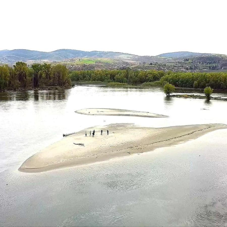 Danube Fairy Villa Futog Buitenkant foto